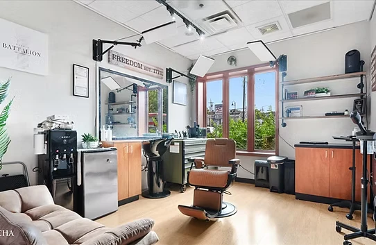 Private salon suite for rent in Oswego IL - Suite 106 at Washington Place with large windows and natural light